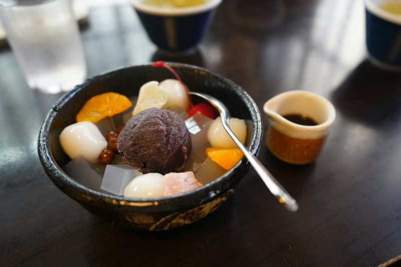 夏の手土産おすすめ 涼感スイーツから暑気払いギフトまで